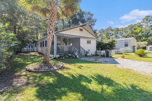 1 Top Sail Lln., Murrells Inlet, SC 29576