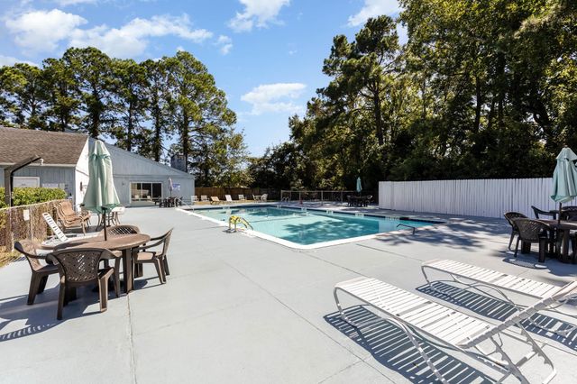 1 Top Sail Lln., Murrells Inlet, SC 29576