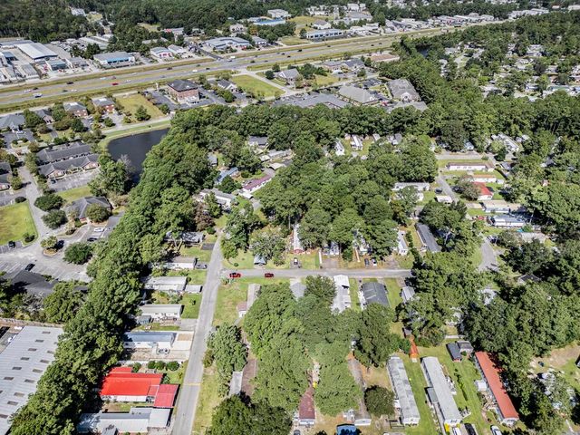 1 Top Sail Lln., Murrells Inlet, SC 29576