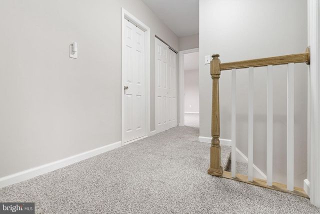 2 WESTWOOD DR, Sewell, NJ 08080