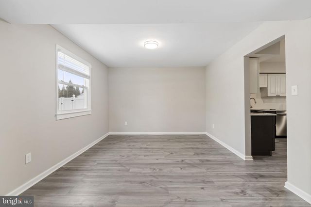 2 WESTWOOD DR, Sewell, NJ 08080