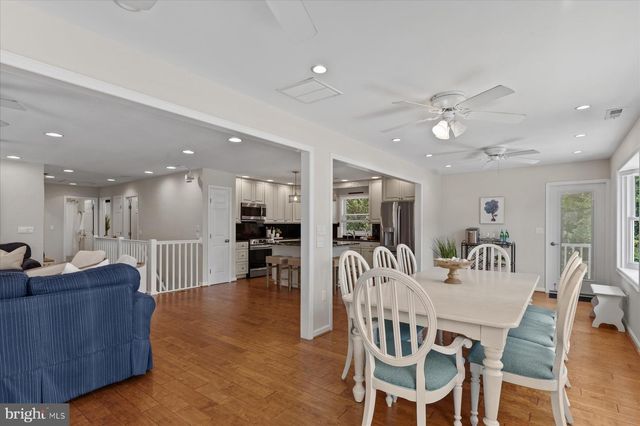 39 DUNE RD, Bethany Beach, DE 19930