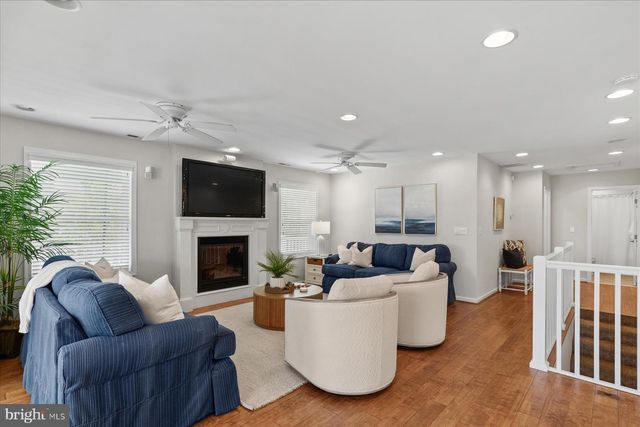 39 DUNE RD, Bethany Beach, DE 19930