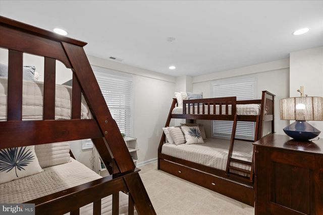 39 DUNE RD, Bethany Beach, DE 19930