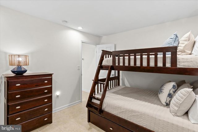 39 DUNE RD, Bethany Beach, DE 19930
