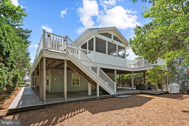 39 DUNE RD, Bethany Beach, DE 19930