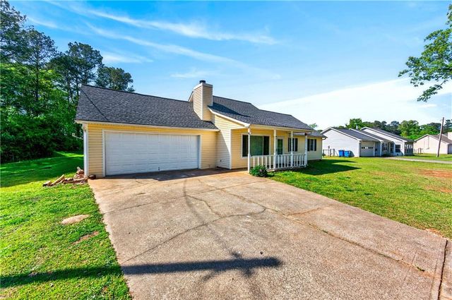 1609 River Trace, Auburn, GA 30011