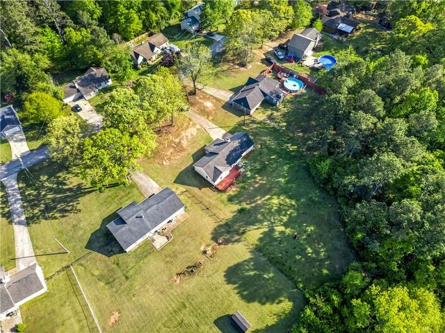 1609 River Trace, Auburn, GA 30011
