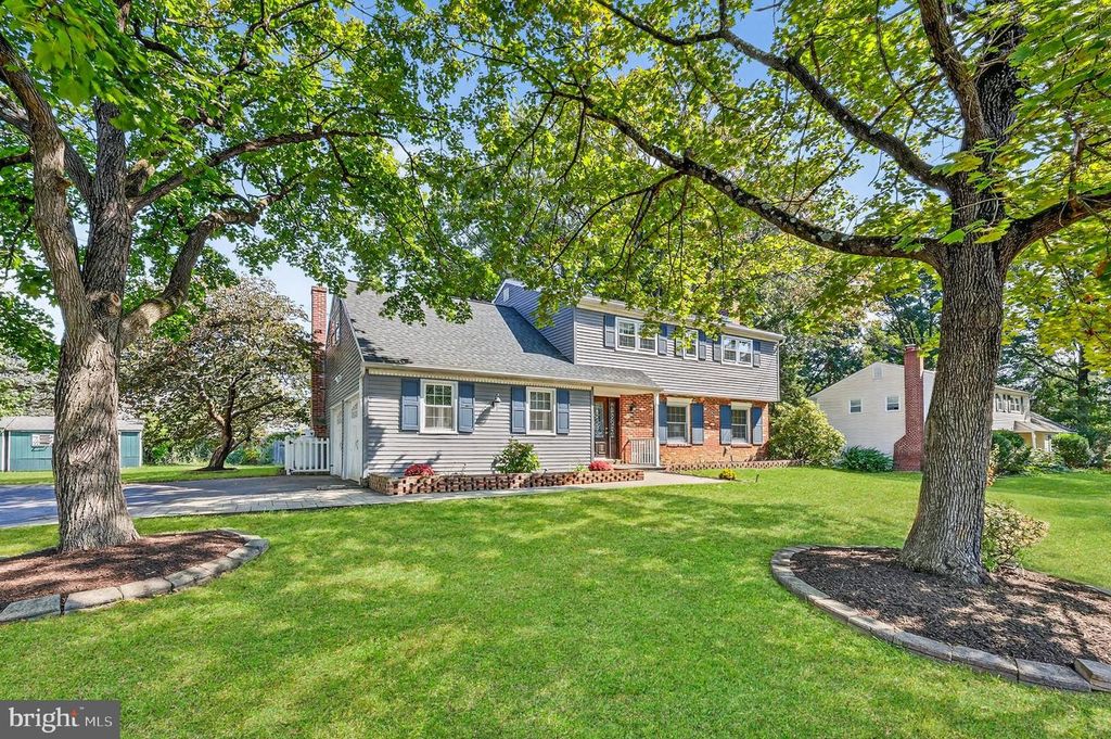202 GARNET LN, Wallingford, PA 19086