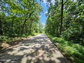 000 Dogwood Lane, Joplin, MO 64801