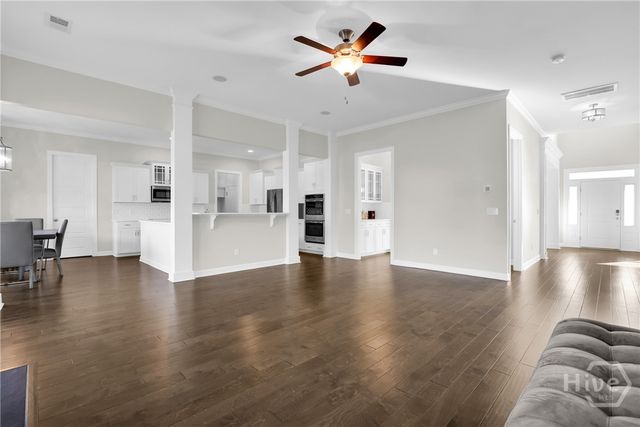 75 Redwall Circle, Savannah, GA 31407