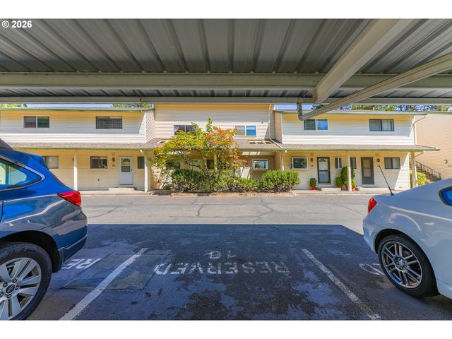 623 N HAYDEN BAY Dr, Portland, OR 97217