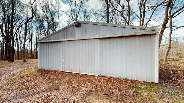 3883 Dobbins Pike, Portland, TN 37148