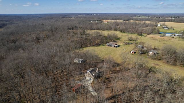3883 Dobbins Pike, Portland, TN 37148