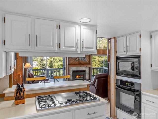 29045 15th Place S, Federal Way, WA 98003