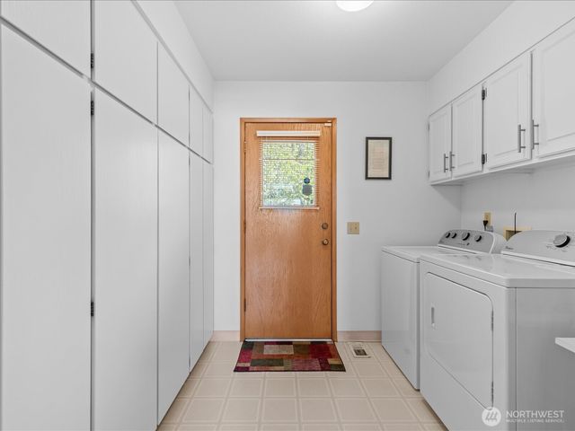 29045 15th Place S, Federal Way, WA 98003