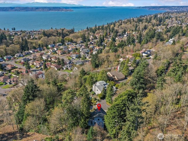 29045 15th Place S, Federal Way, WA 98003