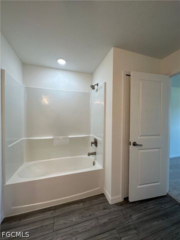 2604 NW 8th PL, Cape Coral, FL 33993