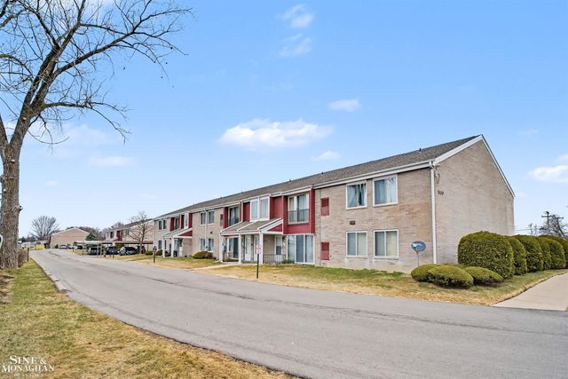 809 Sunset Lane, Saint Clair Shores, MI 48082