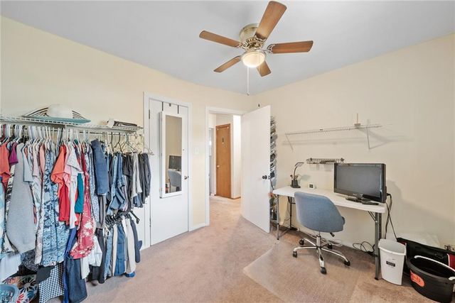 300 Oaklette DR, Chesapeake, VA 23325