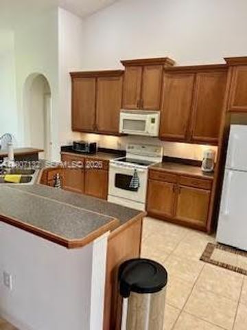 2931 Benton Ln 2931, Kissimmee, FL 34746