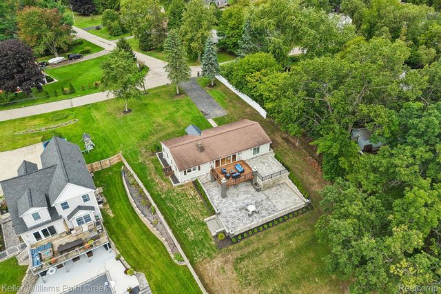 4890 Clinton Drive, Independence Charter Township, MI 48346