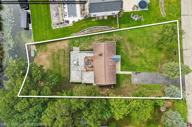 4890 Clinton Drive, Independence Charter Township, MI 48346