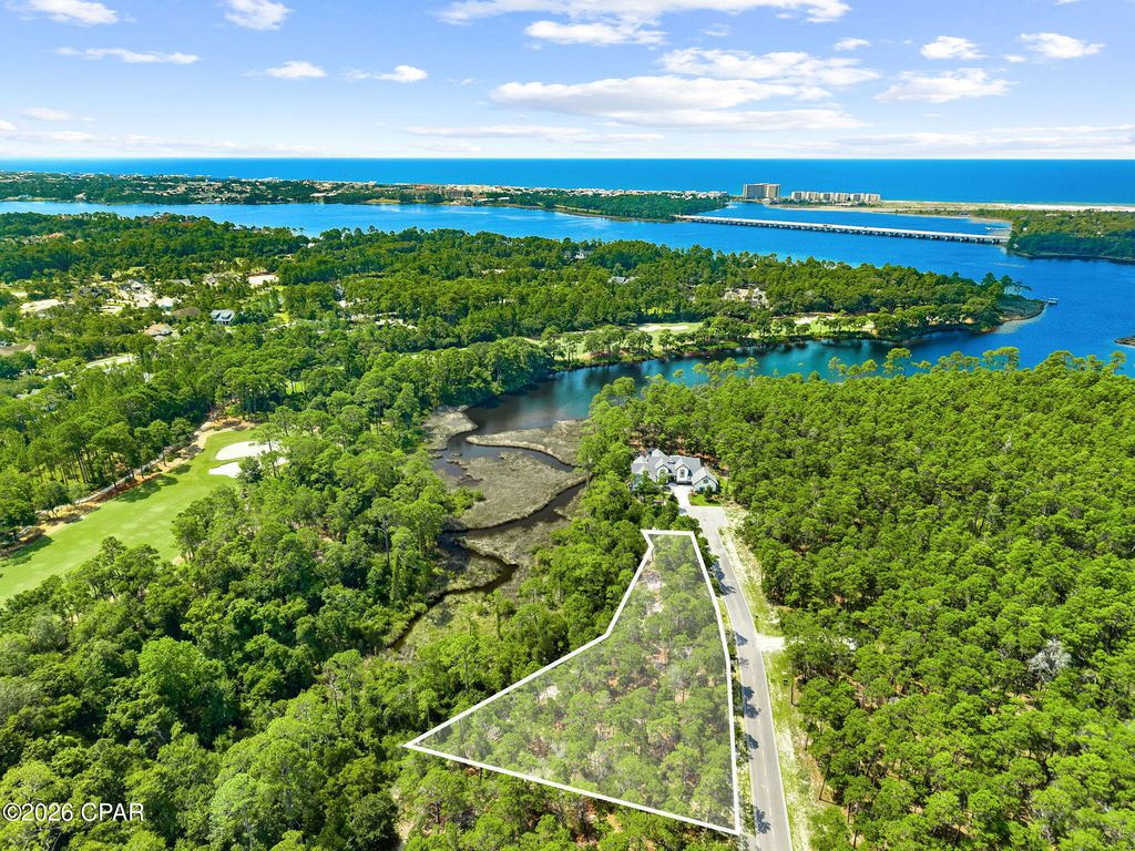 Image 10 of property listing at 1745 Lost Cove Lane, Panama City Beach, FL 32413