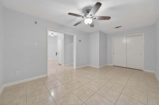 11811 Fossil Rock Lane, Houston, TX 77034