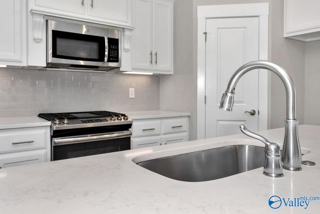 1111 Water Park Way, Huntsville, AL 35806