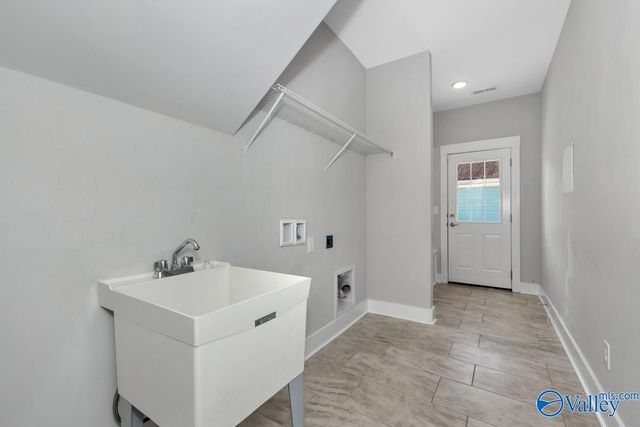 1111 Water Park Way, Huntsville, AL 35806