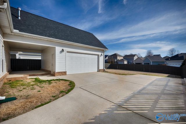 1111 Water Park Way, Huntsville, AL 35806