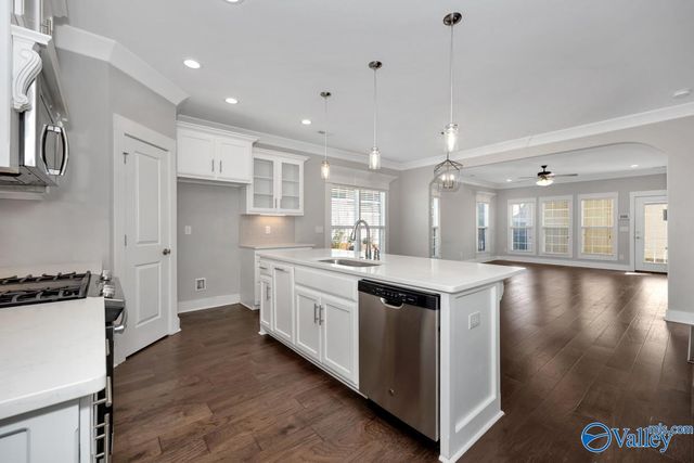 1111 Water Park Way, Huntsville, AL 35806