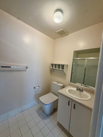 6928 SW 39th Street A107, Davie, FL 33314