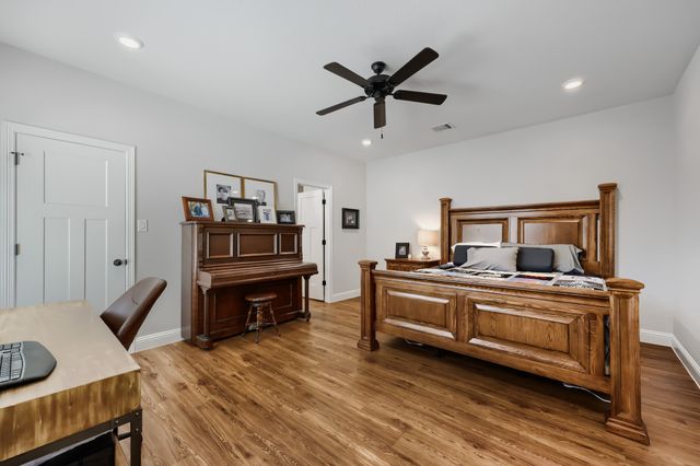 1572 Lizzie Lane, Burleson, TX 76028