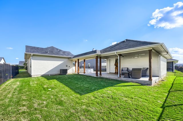 1572 Lizzie Lane, Burleson, TX 76028