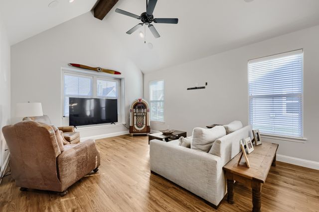 1572 Lizzie Lane, Burleson, TX 76028
