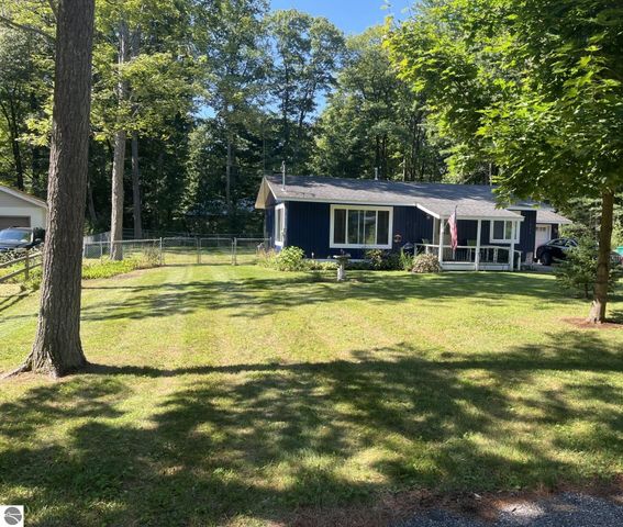 3644 Crescent Drive, East Tawas, MI 48730
