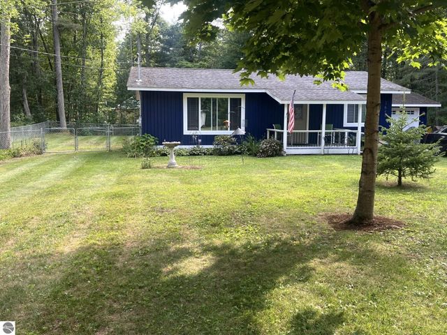 3644 Crescent Drive, East Tawas, MI 48730