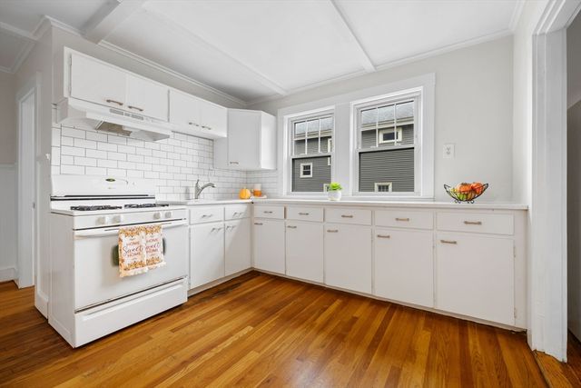 36 Churchill Ave 1, Arlington, MA 02476