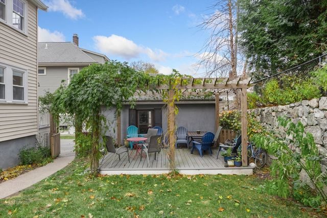 36 Churchill Ave 1, Arlington, MA 02476