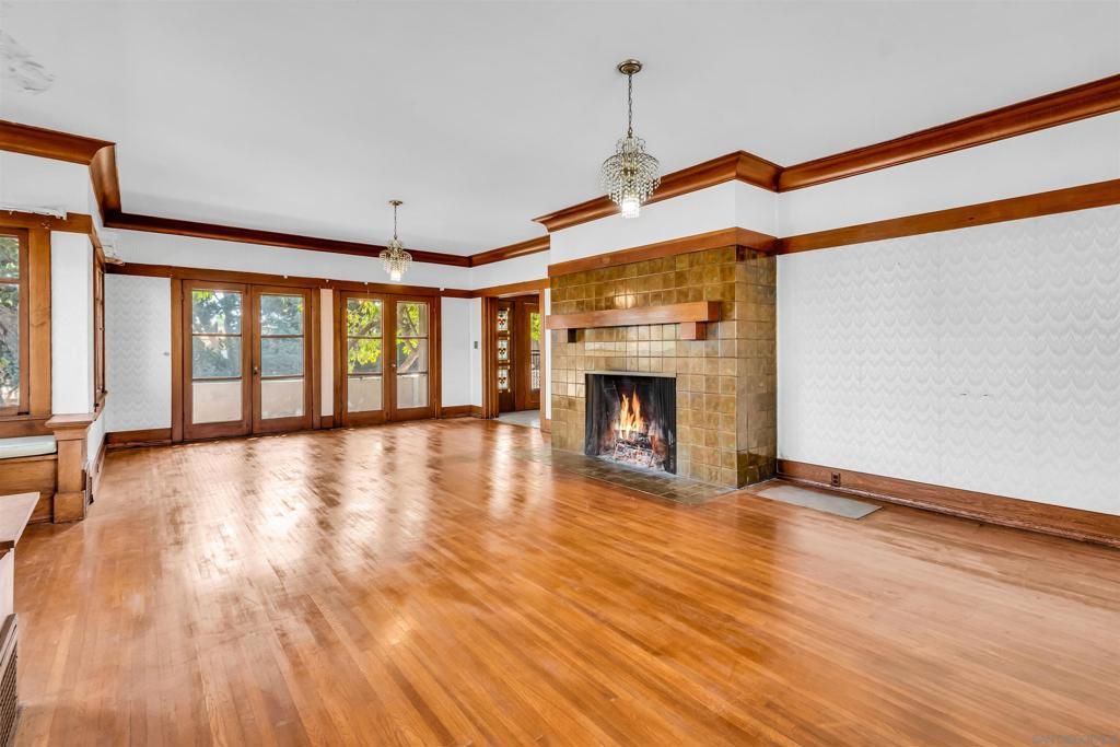 Image 13 of property listing at 4190 92 Palmetto way, San Diego, CA 92103