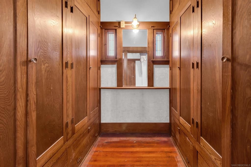 Image 24 of property listing at 4190 92 Palmetto way, San Diego, CA 92103