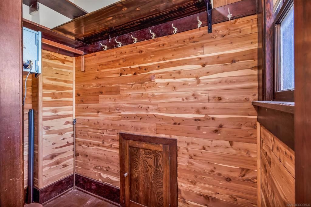 Image 29 of property listing at 4190 92 Palmetto way, San Diego, CA 92103