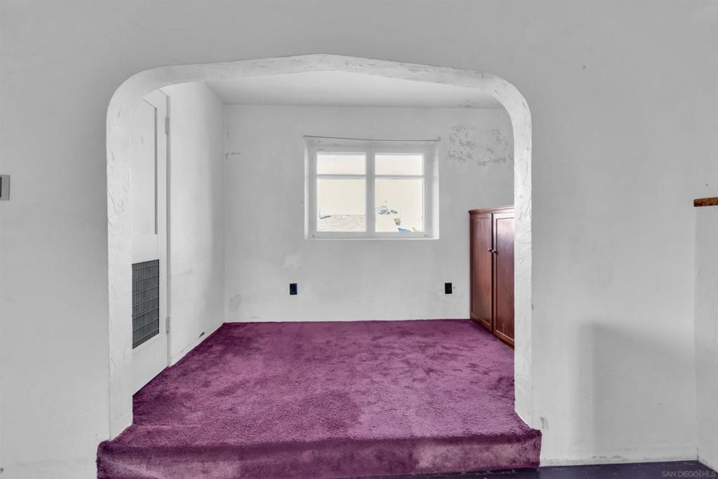 Image 32 of property listing at 4190 92 Palmetto way, San Diego, CA 92103