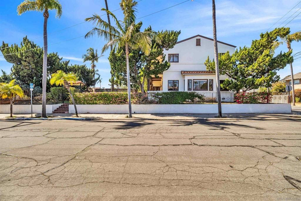 Image 54 of property listing at 4190 92 Palmetto way, San Diego, CA 92103