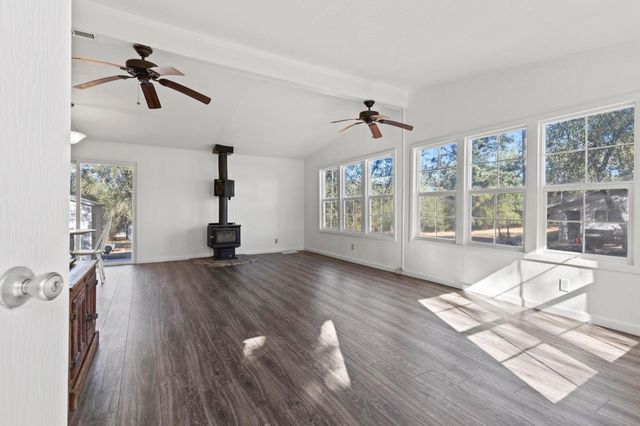 75 Obert Dr, Oroville, CA 95966