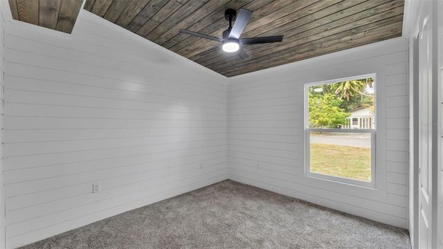 127 COLONIAL DRIVE, Auburndale, FL 33823