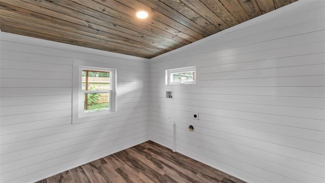 127 COLONIAL DRIVE, Auburndale, FL 33823