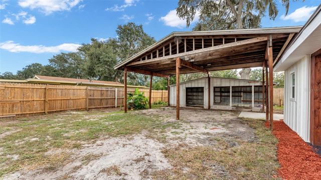 127 COLONIAL DRIVE, Auburndale, FL 33823